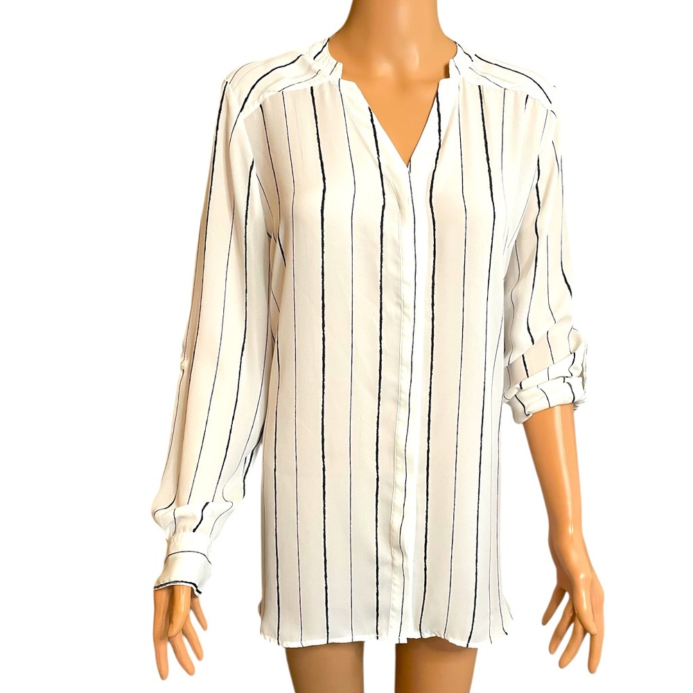 Women’s career blouse L  Apt 9